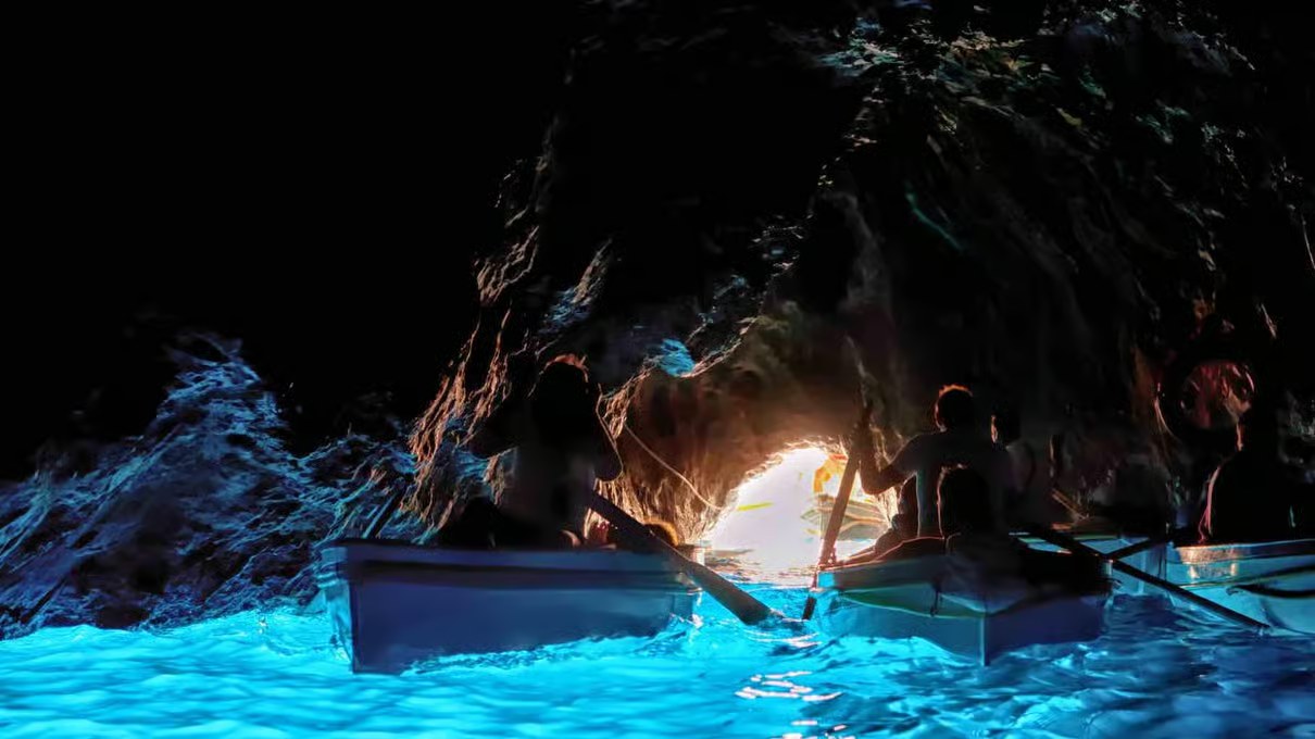 Capri: 3-Hour Private Boat Tour with Blue Grotto Visit