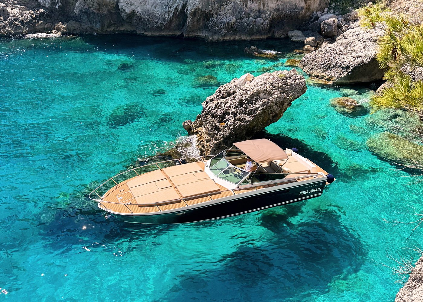 Private Boat Tour of Capri